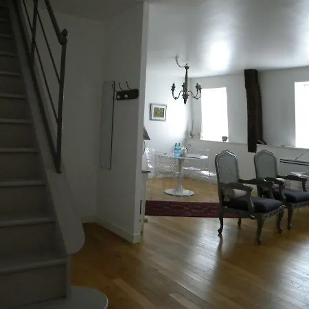 Les Chanceliers Duplex * Beaune (Cote d'Or)