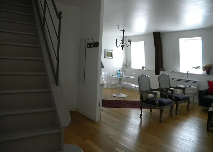 Les Chanceliers Duplex * Beaune (Cote d'Or)